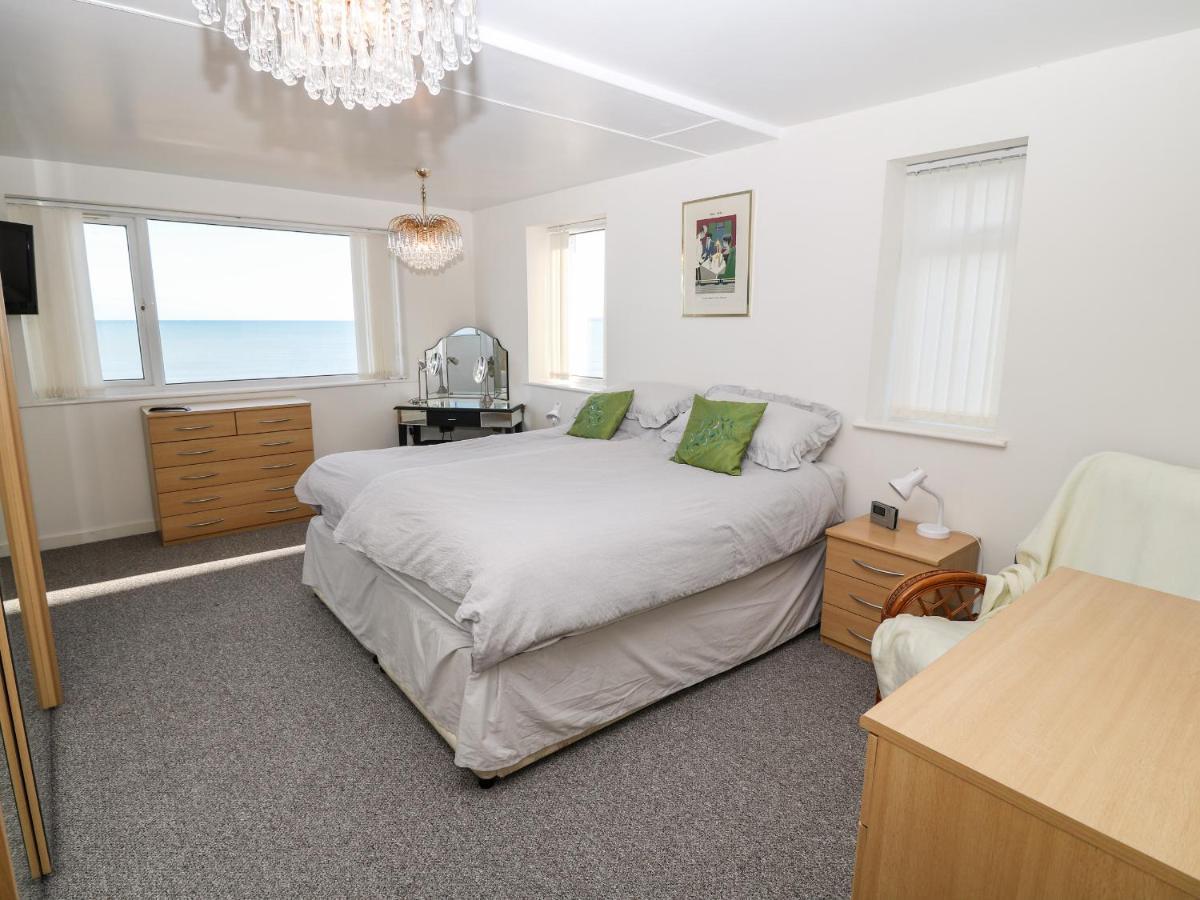 Sea View Apartment Pwllheli Exteriér fotografie