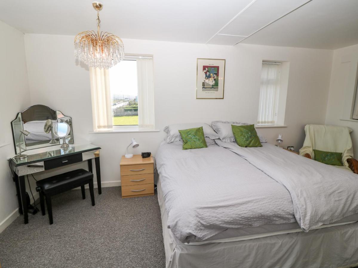 Sea View Apartment Pwllheli Exteriér fotografie